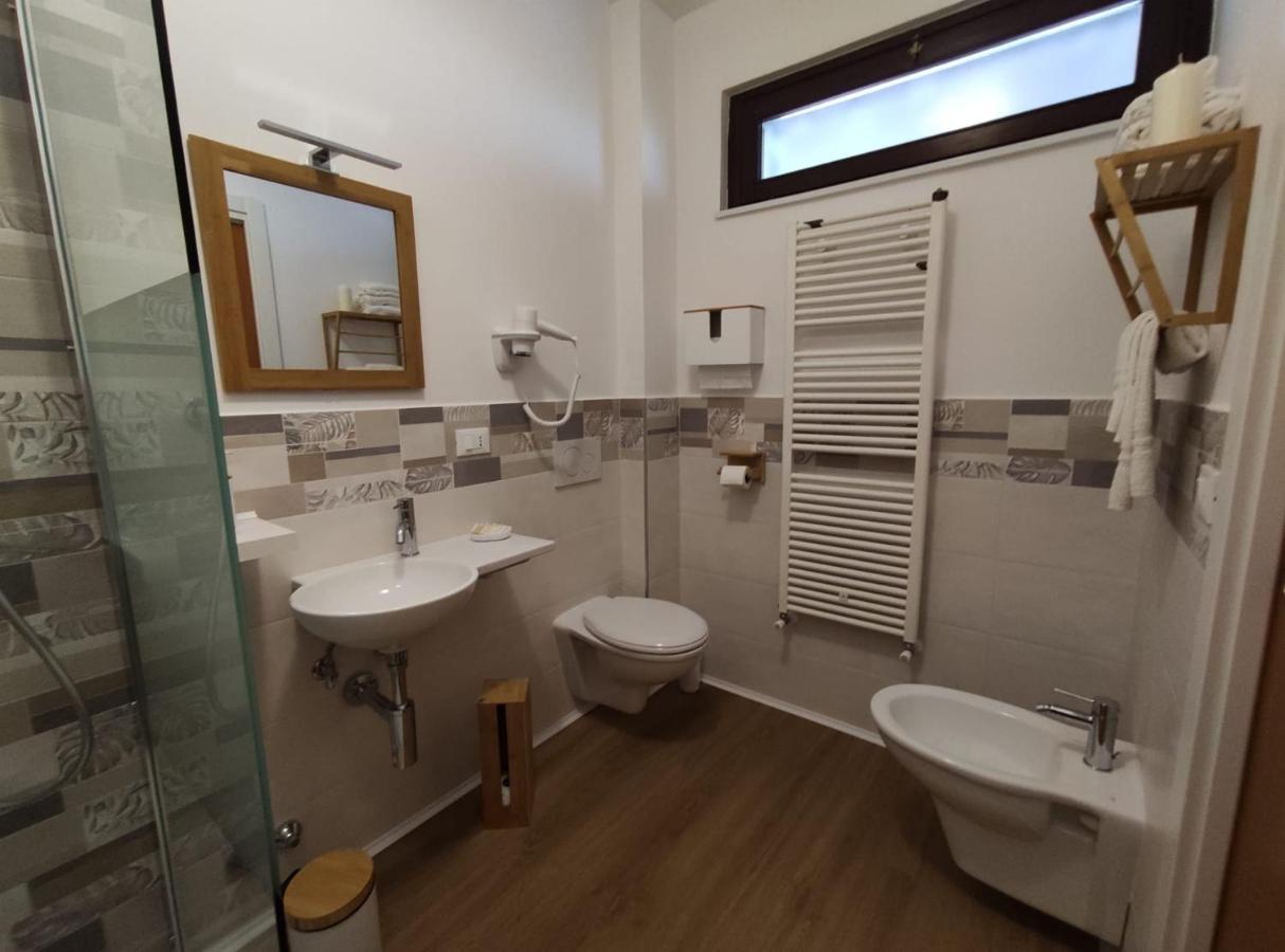 Loremi Rooms Termoli Luaran gambar